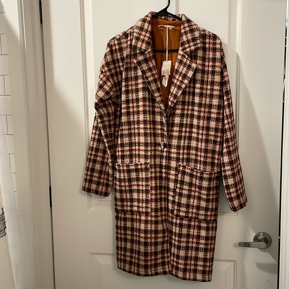 Neautral Houndstooth Jacket.  Mystree Brand.